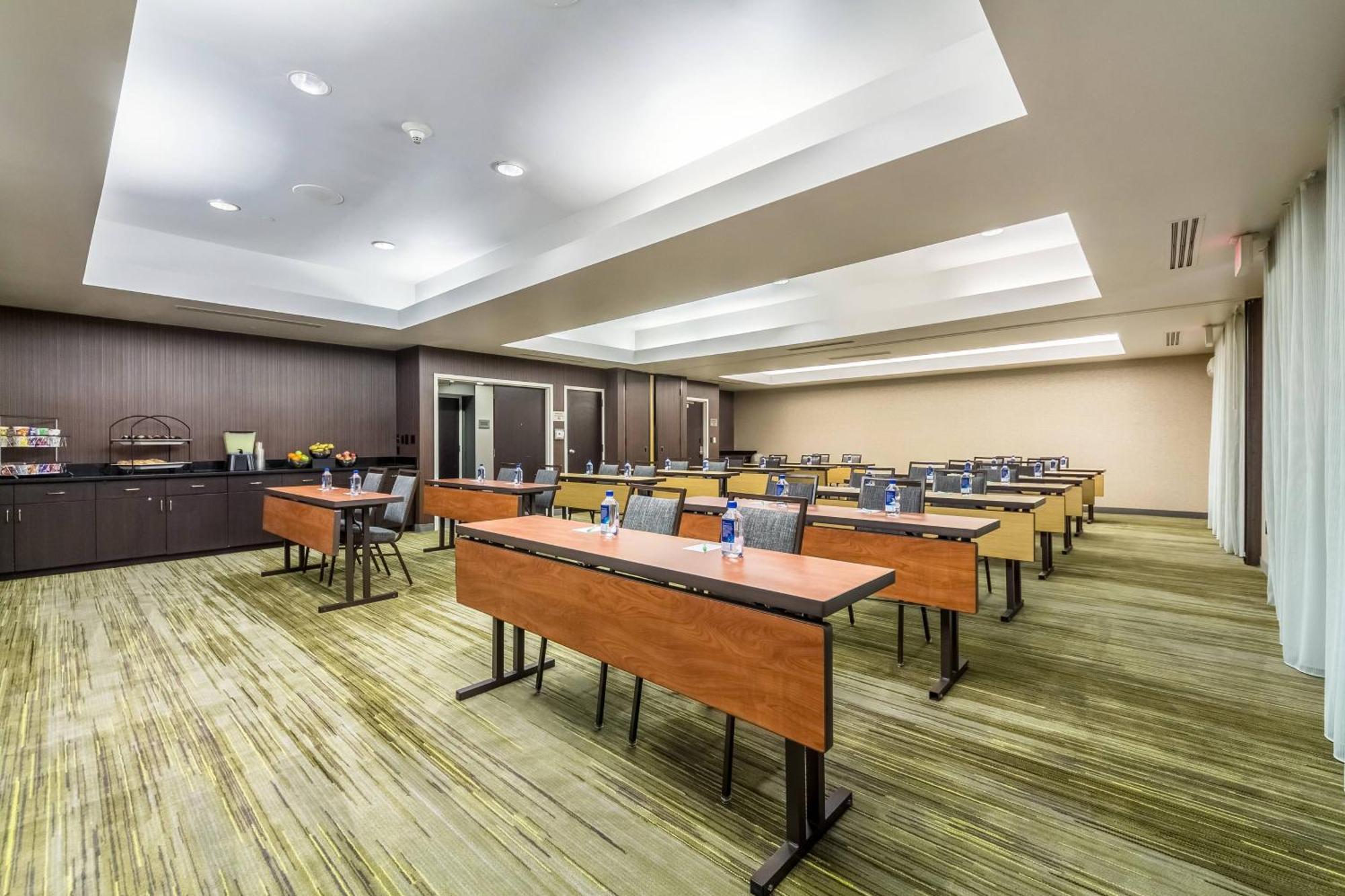 Courtyard Dallas Dfw Airport South/Ървинг Екстериор снимка